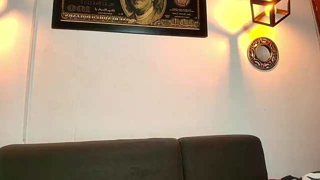 couple lovelyds online show from December 19, 9:06 pm