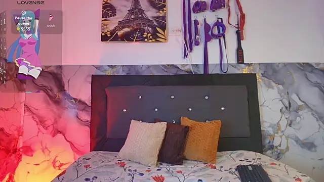 couple lovelyds online show from March 19, 9:15 pm