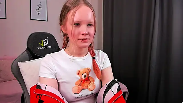 boostyboobs online show from February 28, 12:10 am
