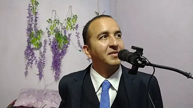 yazforeSolo online show from September 22, 2:01 pm