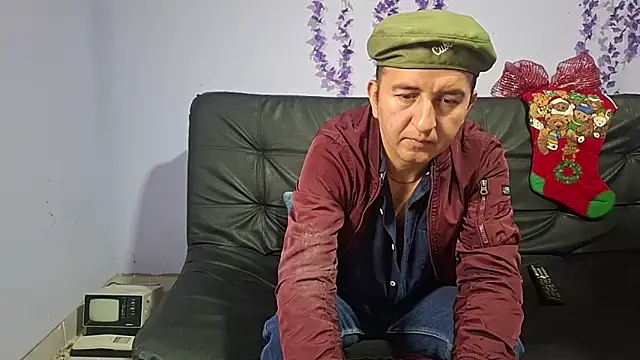 yazforeSolo online show from November 26, 2:28 pm