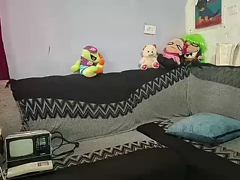 yazforeSolo online show from September 12, 3:01 pm