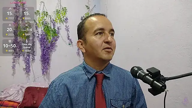 yazforeSolo online show from September 23, 2:46 pm