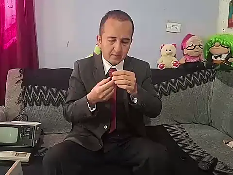 yazforeSolo online show from September 9, 2:15 pm