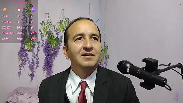 yazforeSolo online show from September 27, 3:18 pm