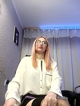 JaneLaJewel online show from May 2, 8:03 pm