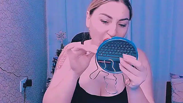 JaneLaJewel online show from January 8, 6:47 pm