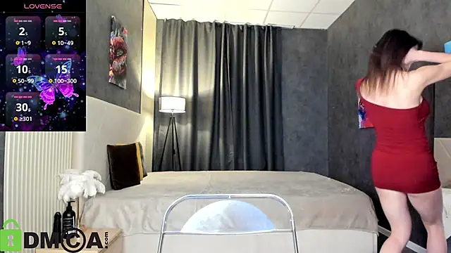 Beatrice Brice online show from December 4, 1:04 am