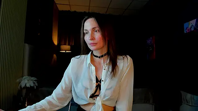 Beatrice Brice online show from October 30, 1:04 am