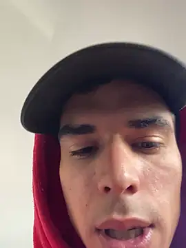 Snapshot of RicarBer chatting on February 15, 3:55 pm RicarBer online show from February 15, 3:55 pm