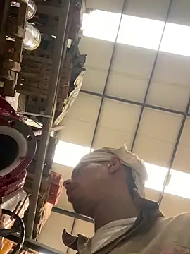 Snapshot of RicarBer chatting on February 7, 10:23 am RicarBer online show from February 7, 10:23 am