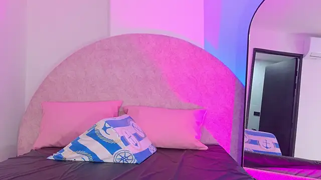 Snapshot of Sofia_martiin chatting on November 28, 3:07 am Sofia martiin online show from November 28, 3:07 am