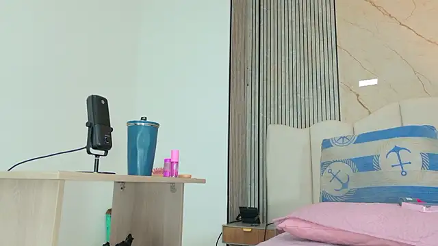 Sofia martiin online show from March 23, 3:06 am