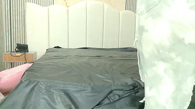 Sofia martiin online show from January 17, 3:10 am