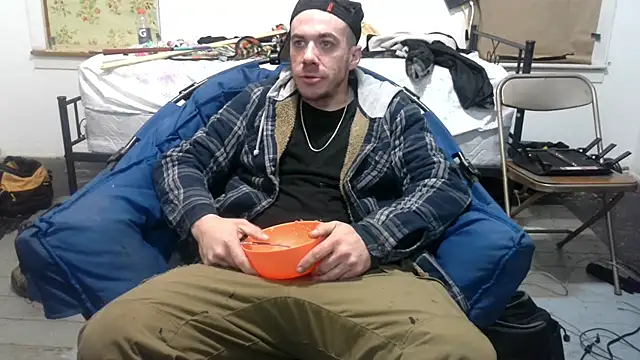 Snapshot of ScubaStevex chatting on February 26, 10:05 am ScubaStevex online show from February 26, 10:05 am