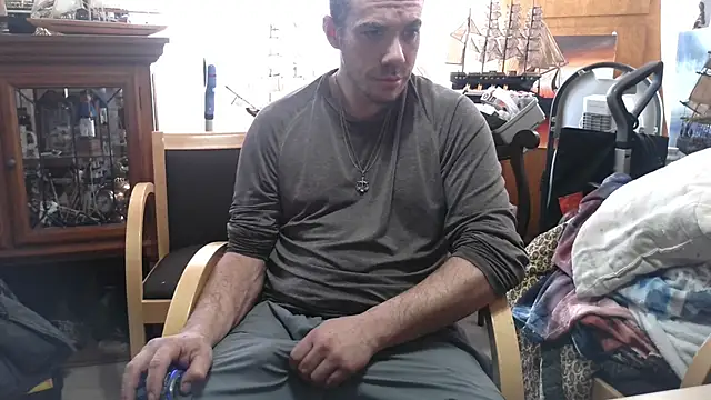 ScubaStevex online show from February 15, 1:21 pm