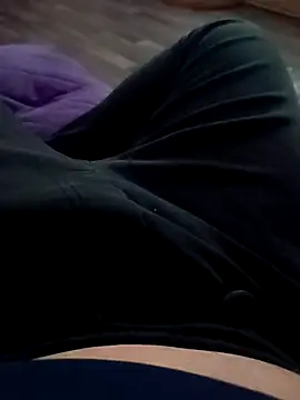 ich411983 online show from September 23, 7:54 pm