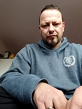 ich411983 online show from November 13, 7:34 am