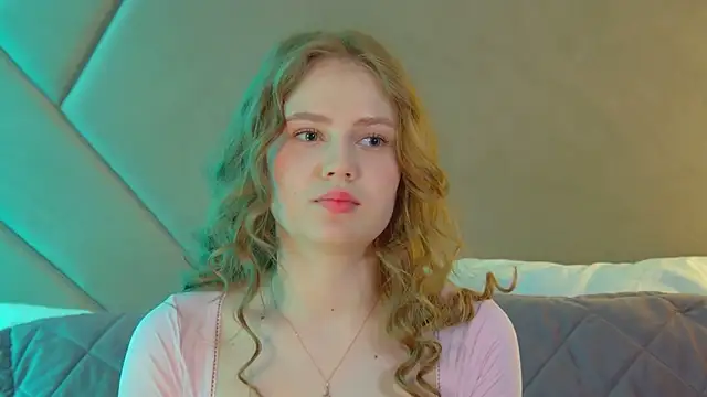 SelinSwarovski online show from March 14, 4:13 pm