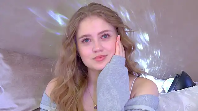 SelinSwarovski online show from October 22, 5:12 pm