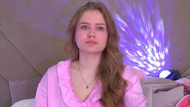 SelinSwarovski online show from November 9, 4:44 pm