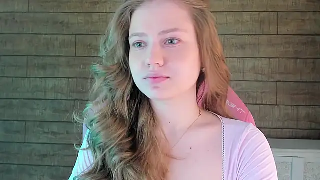 SelinSwarovski online show from April 18, 4:20 pm