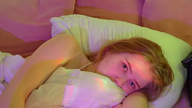 SelinSwarovski online show from March 3, 4:08 am