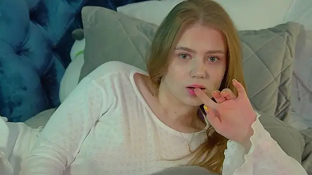 SelinSwarovski online show from February 25, 5:24 pm