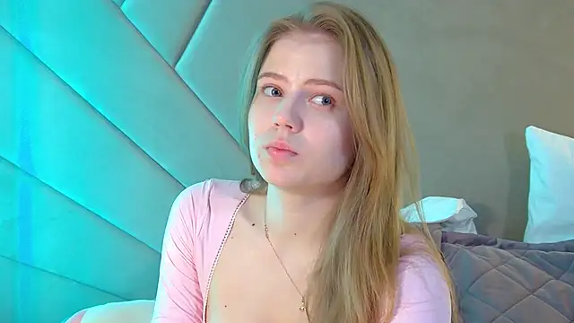 SelinSwarovski online show from March 16, 3:37 pm