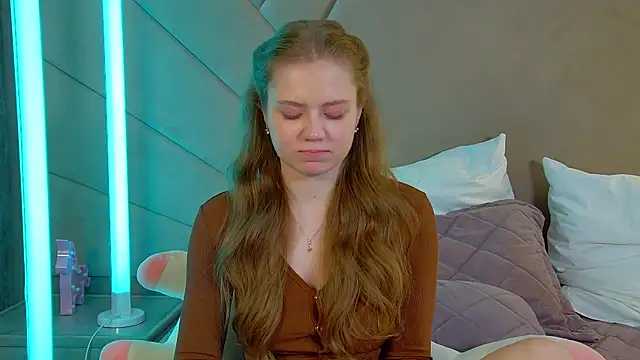 SelinSwarovski online show from April 2, 3:13 am