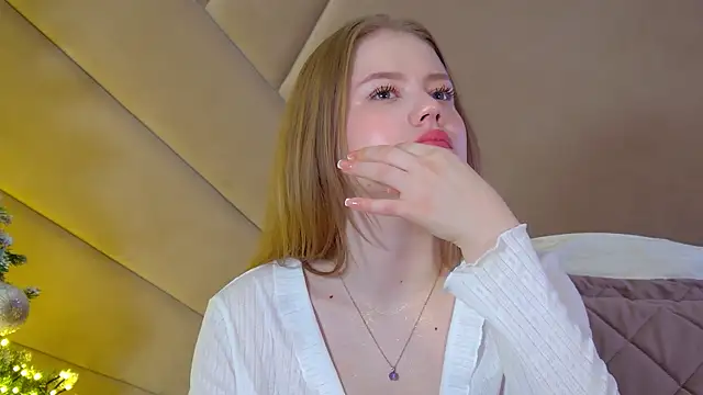 SelinSwarovski online show from December 22, 4:29 pm