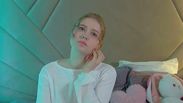 SelinSwarovski online show from March 4, 4:26 pm