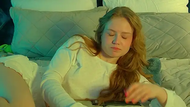 SelinSwarovski online show from March 26, 4:33 am