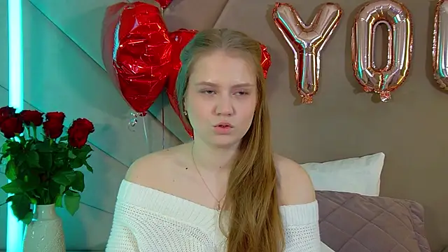 SelinSwarovski online show from February 16, 4:49 pm