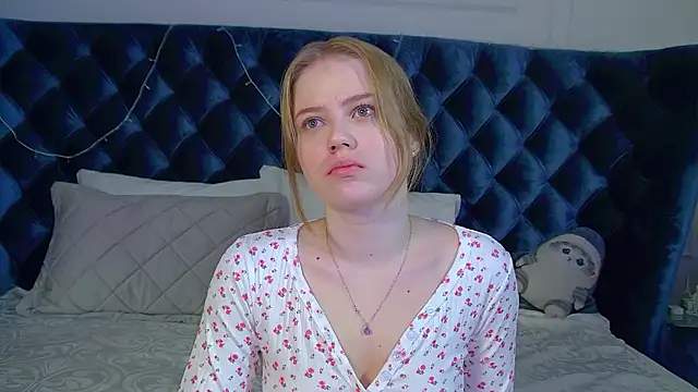 SelinSwarovski online show from December 18, 6:12 pm