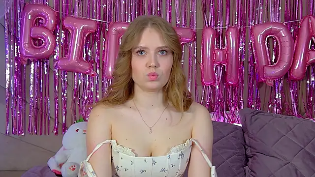 SelinSwarovski online show from February 5, 5:53 pm