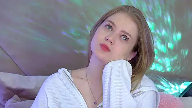 Snapshot of SelinSwarovski chatting on October 7, 6:09 pm SelinSwarovski online show from October 7, 6:09 pm