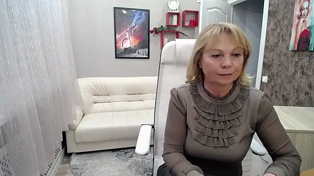 Milla Cutie18 online show from March 12, 1:08 pm