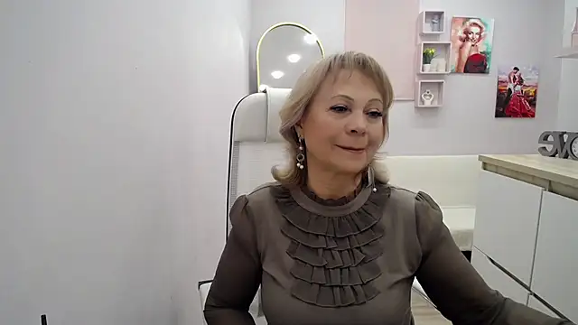 Milla Cutie18 online show from February 17, 5:05 am