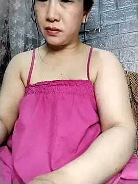 Snapshot of Basabetnga chatting on July 1, 1:44 pm Basabetnga online show from July 1, 1:44 pm