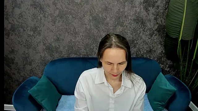 Lillian White online show from March 6, 7:58 am
