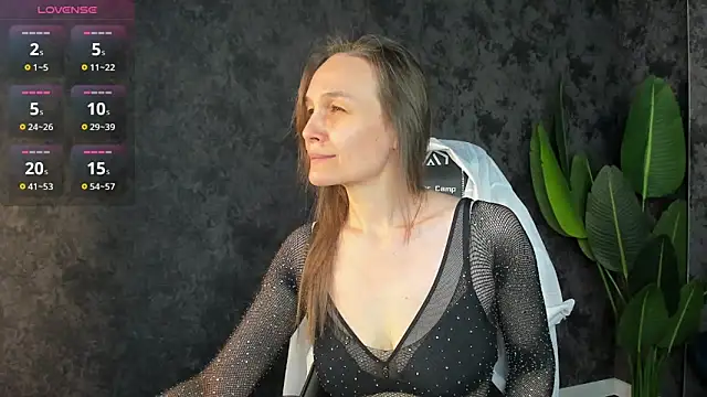 Lillian White online show from March 23, 1:06 am