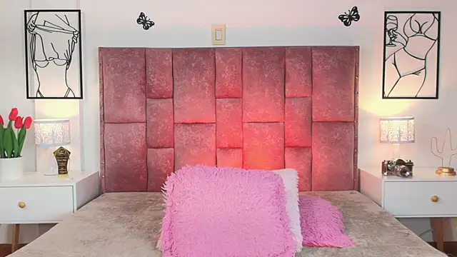 NicolMiller4 online show from March 13, 2:16 am