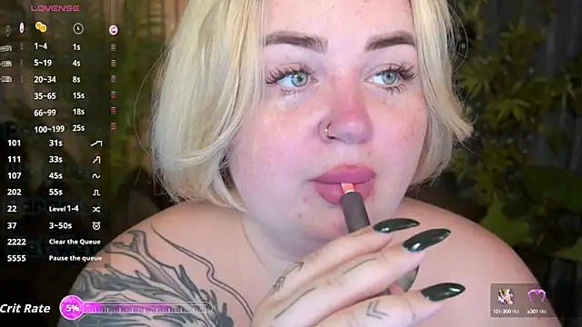 ZaraReignn online show from October 8, 7:58 pm