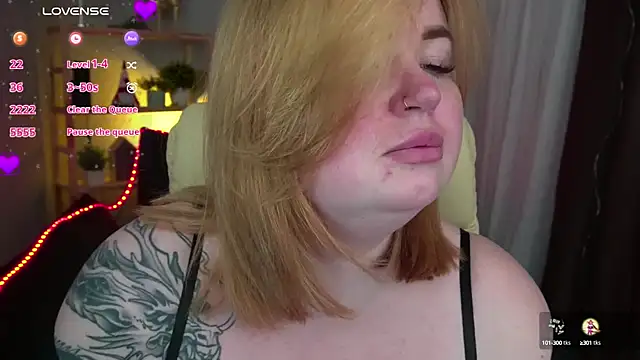 ZaraReignn online show from February 27, 1:41 am