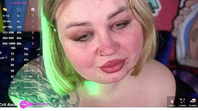 Snapshot of ZaraReignn chatting on February 3, 8:58 pm ZaraReignn online show from February 3, 8:58 pm