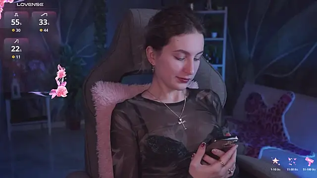 LuxRayi online show from January 14, 5:55 am