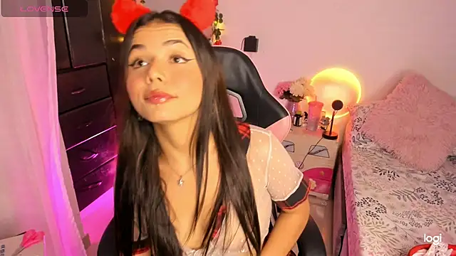 Kaoriyoshii online show from February 2, 4:37 am