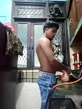 Snapshot of sailord chatting on February 17, 5:34 pm sailord online show from February 17, 5:34 pm