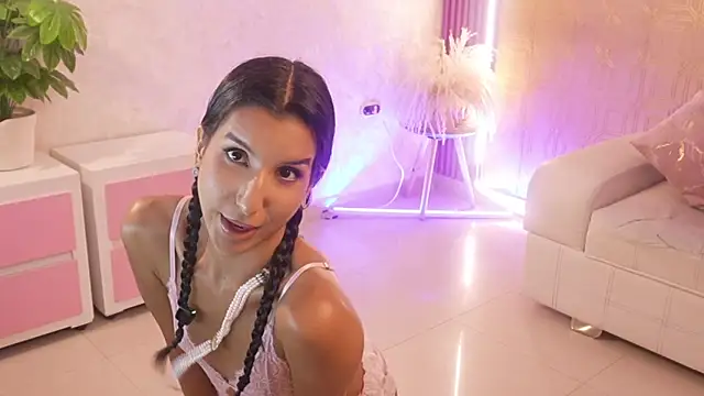 Bella19  online show from May 26, 8:29 pm